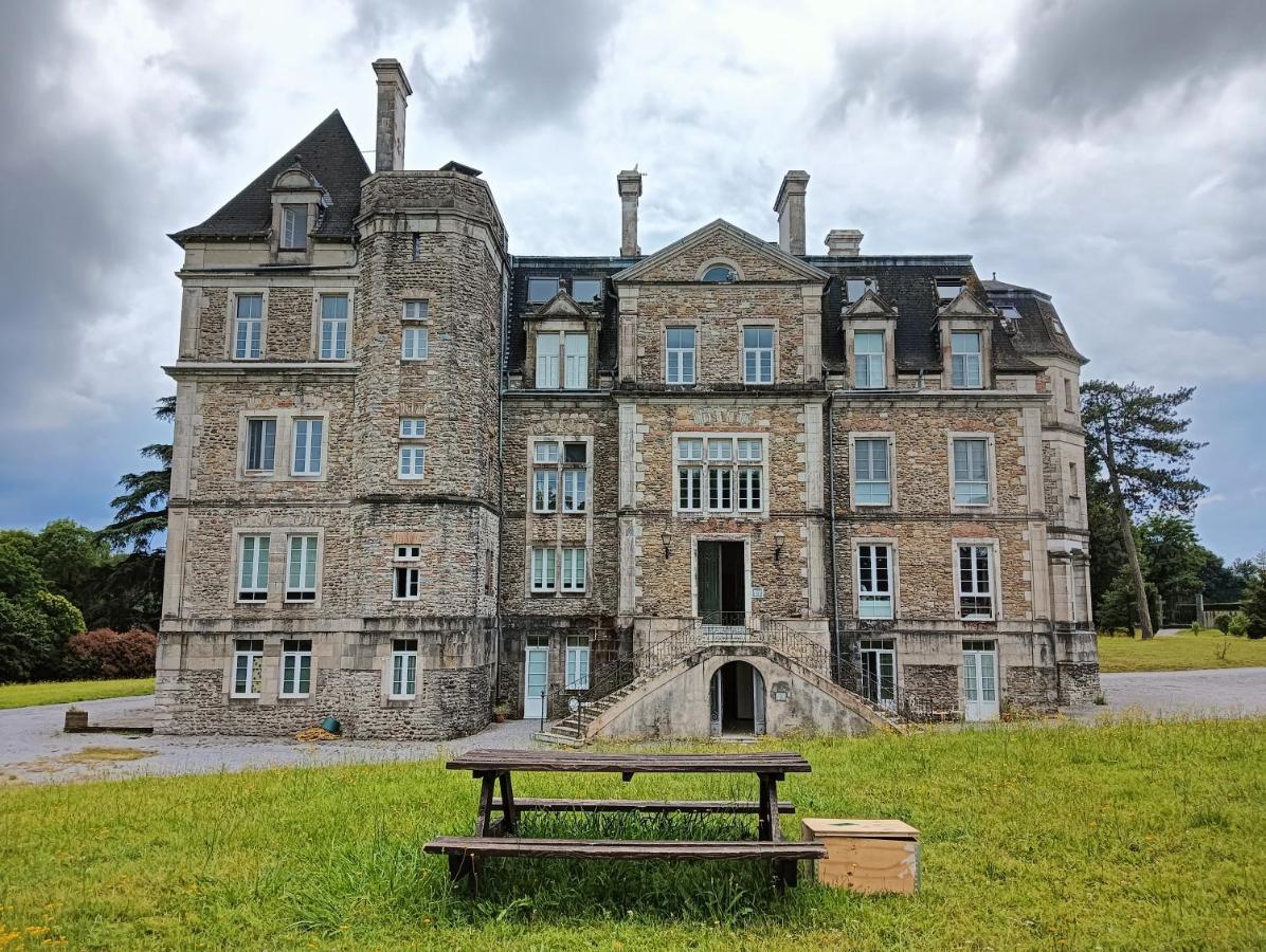 Chatescos - Estudio En Chateau Exterior foto