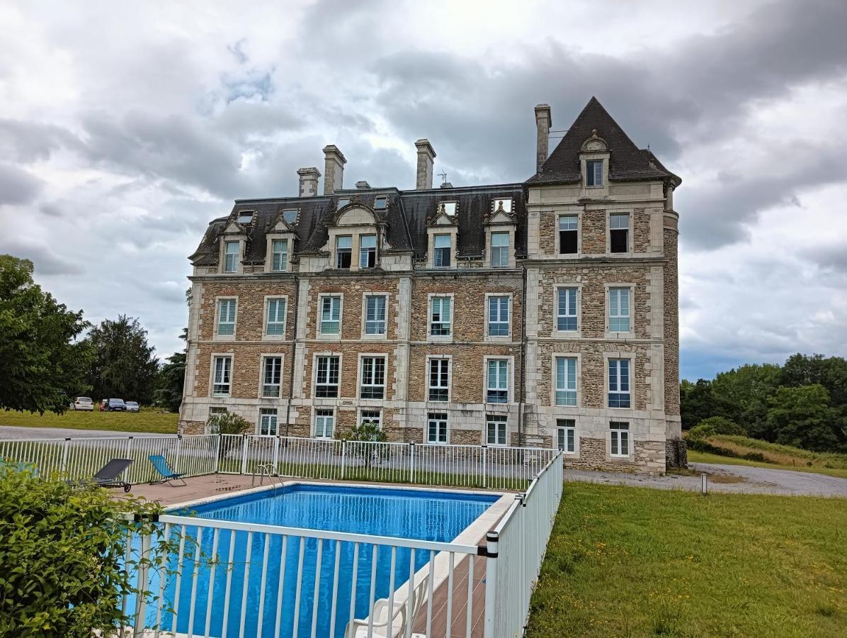 Chatescos - Estudio En Chateau Exterior foto